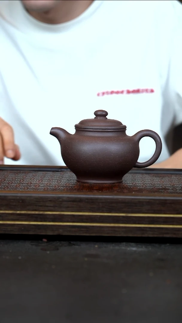 茶壶紫砂    CZP      大水潭天青泥       掇只     240cc