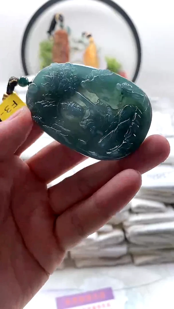 颈饰未镶嵌翡翠文殊
