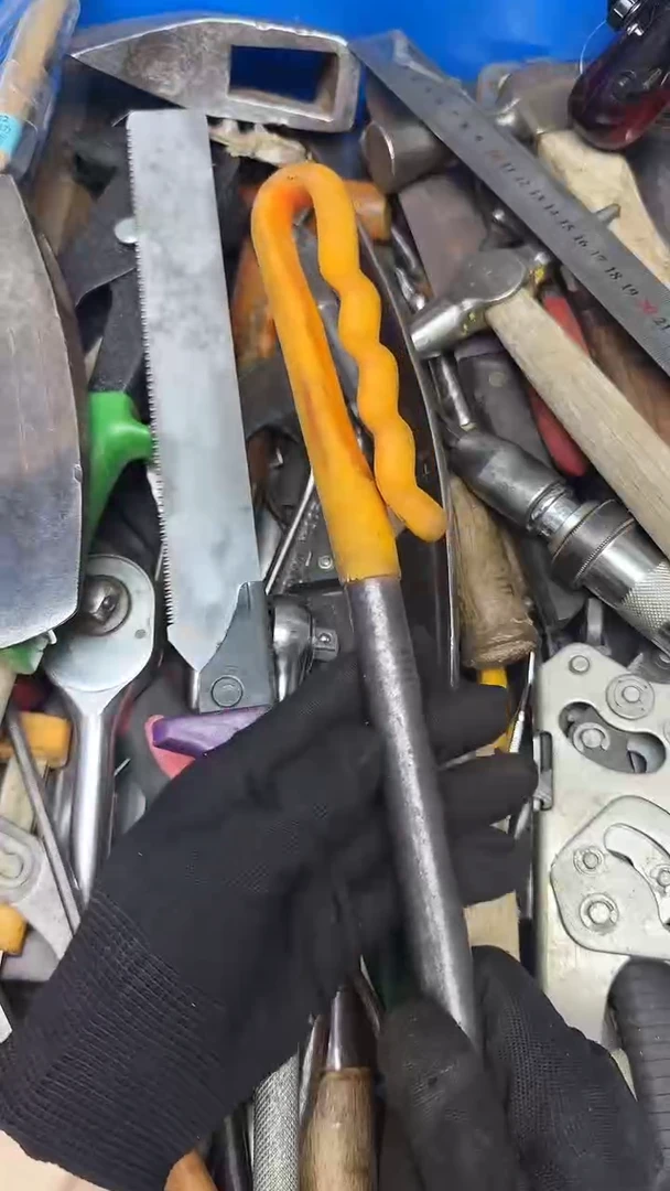 佬**乐五金工具钳子剪子等25
