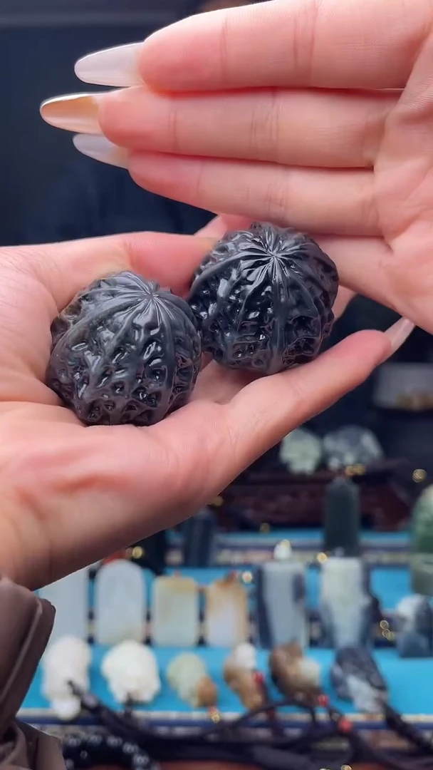 未镶嵌和田玉挂件1