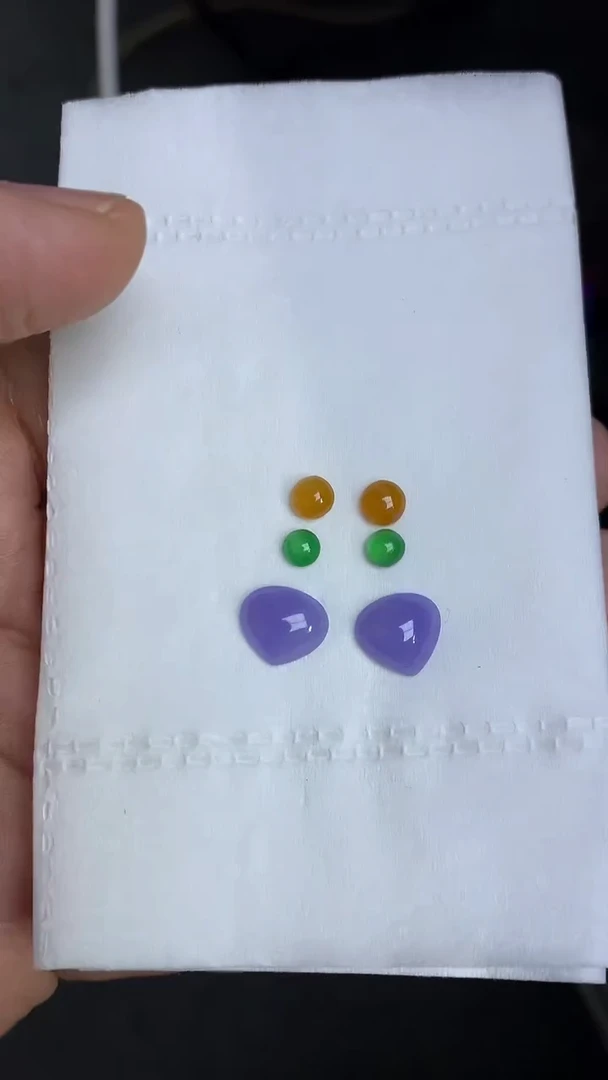 未镶嵌定制翡翠花**兰毛货