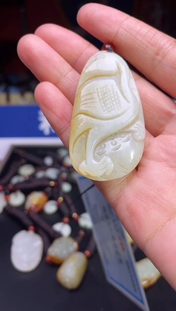 颈饰未镶嵌和田玉123