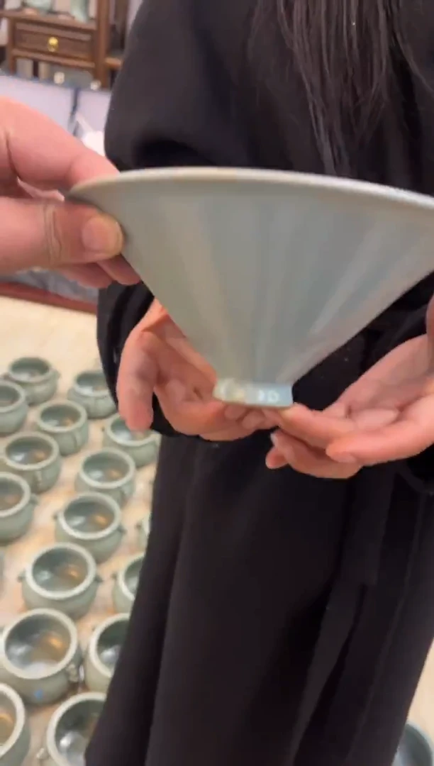 瓷片原产地原矿釉汝瓷