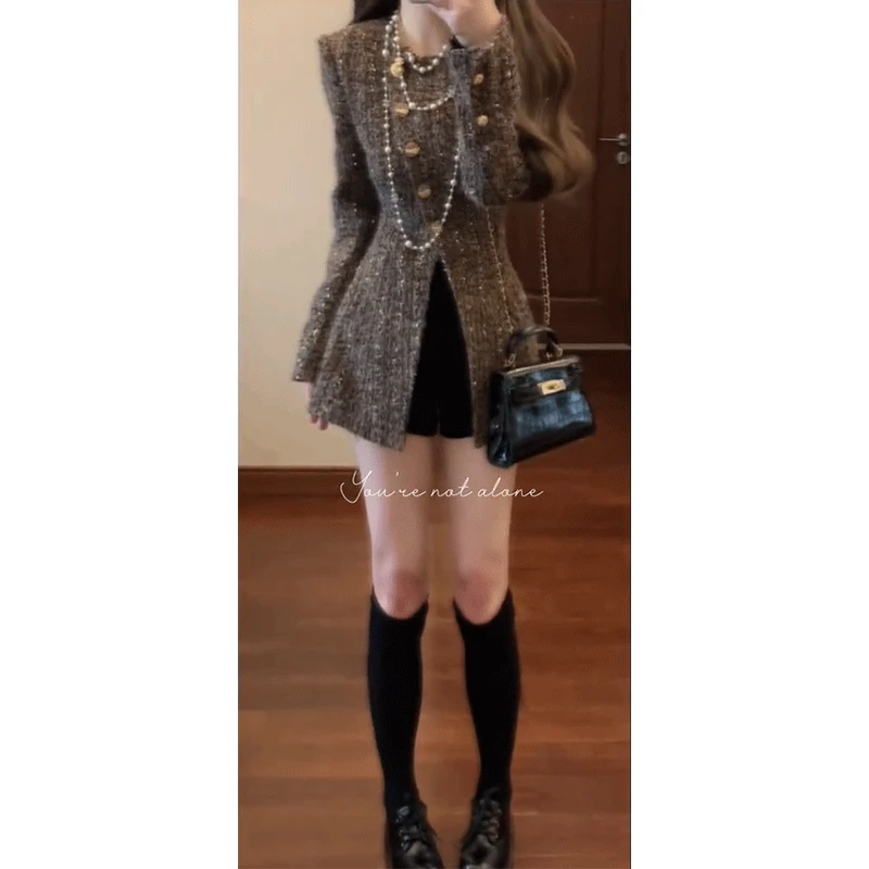 复古高级感收腰小香风外套女设计感气质修身斜扣上衣开衫显瘦短裤