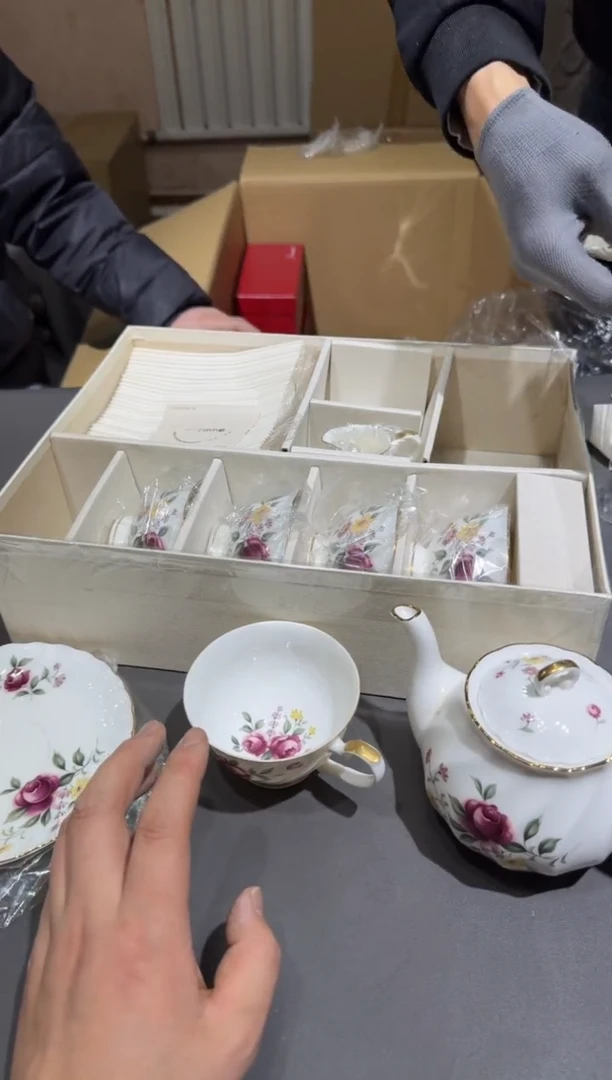 【闪购商品】杯小四孤品收藏中古品