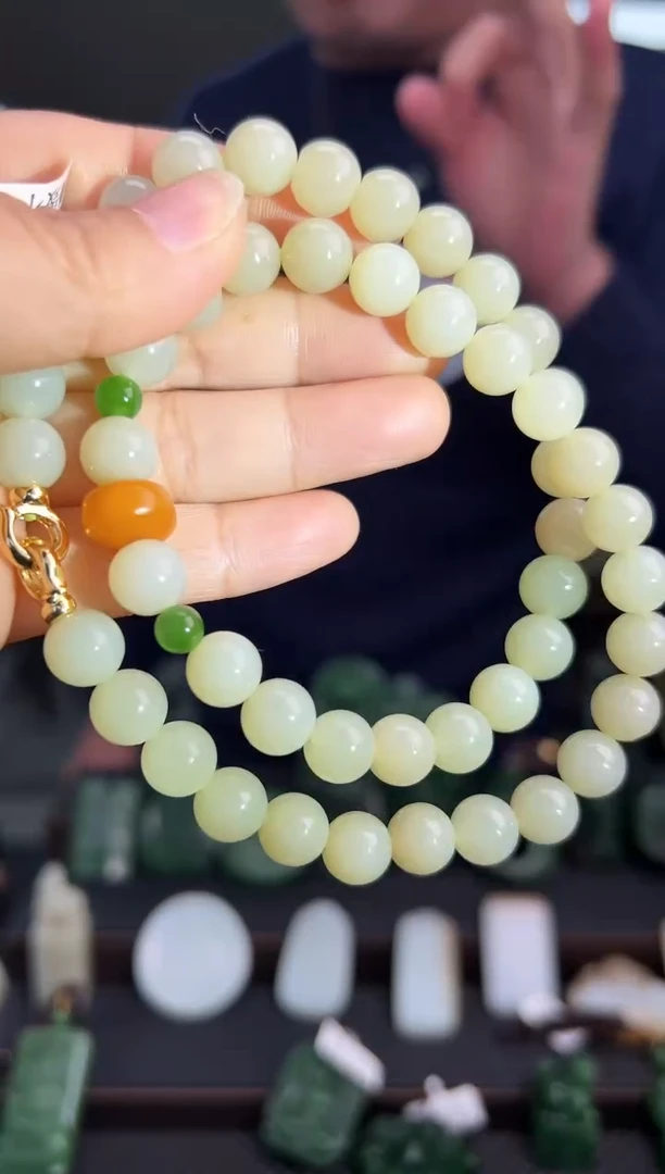 【闪购商品】和田玉颈饰未镶嵌黄口妈妈连约10毫米多样性拍一发一