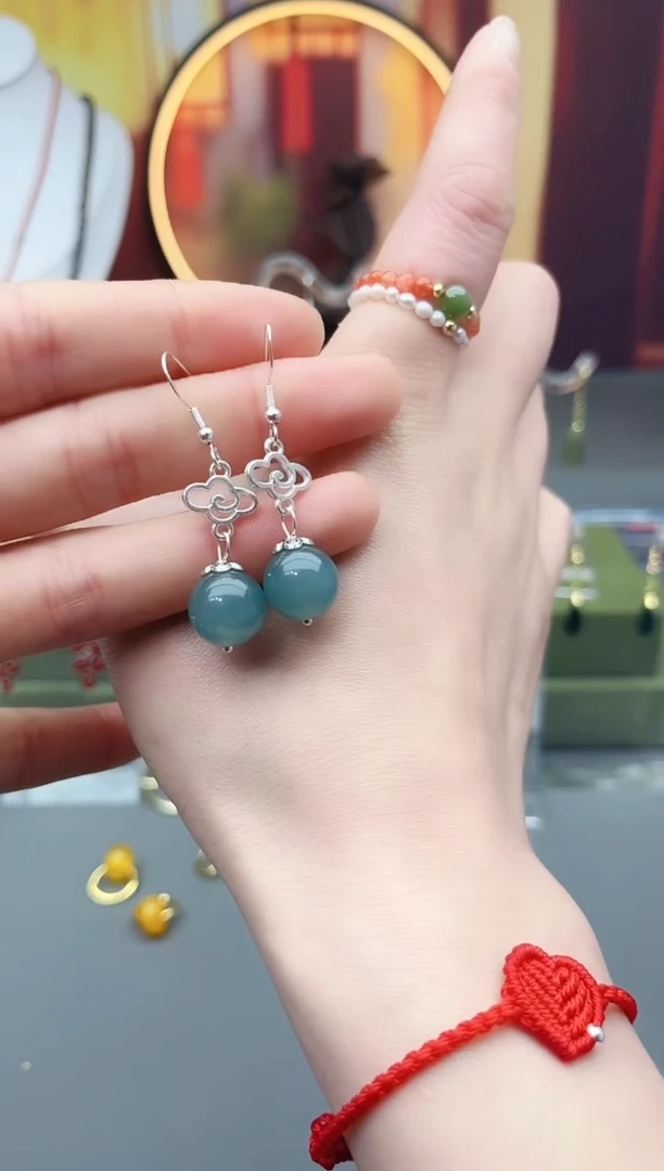 未镶嵌石英质玉（天山翠）耳饰431000