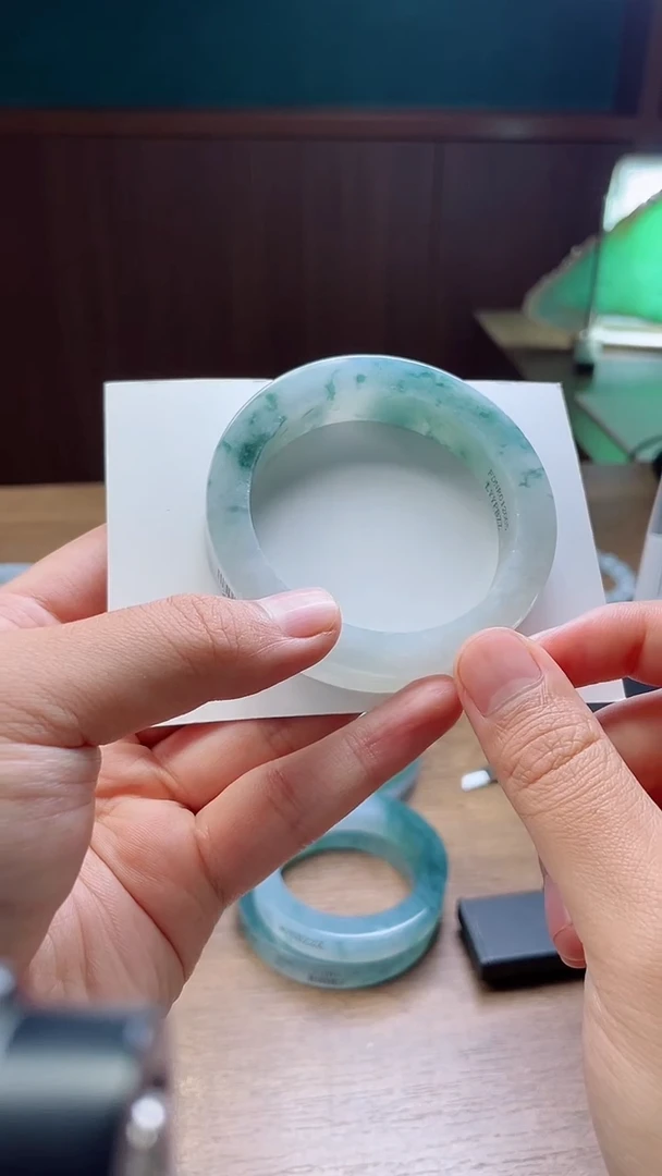 定制翡翠手镯未镶嵌悦* 定制