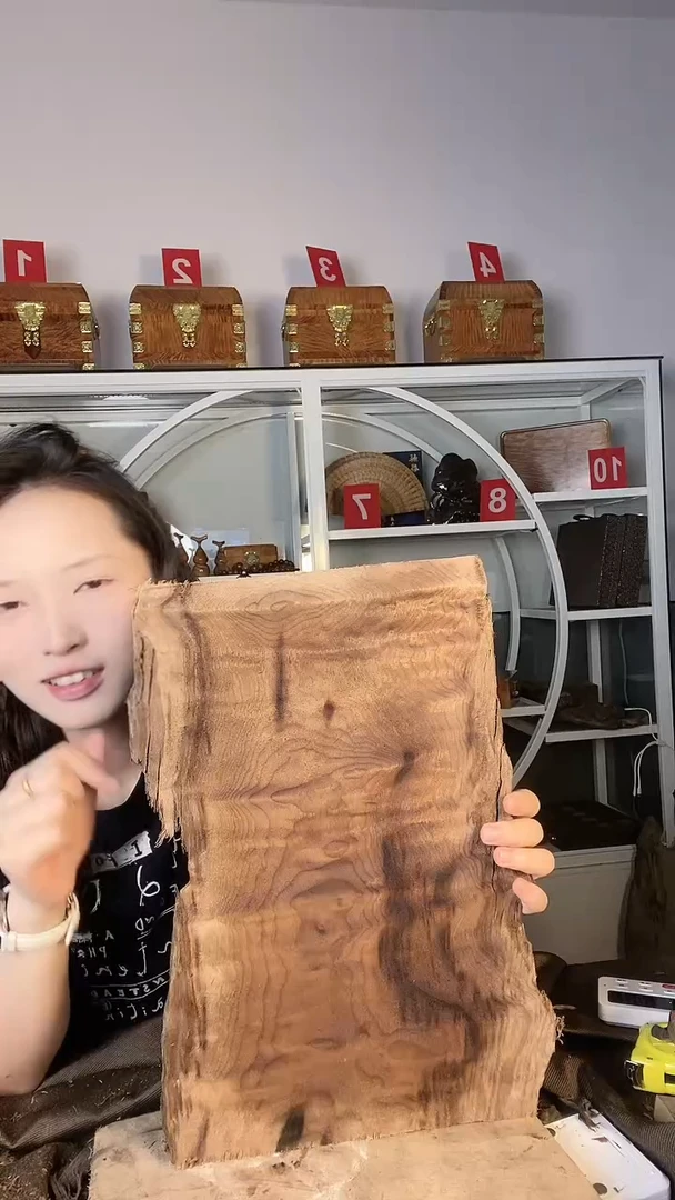 至****天金丝楠木原料木材