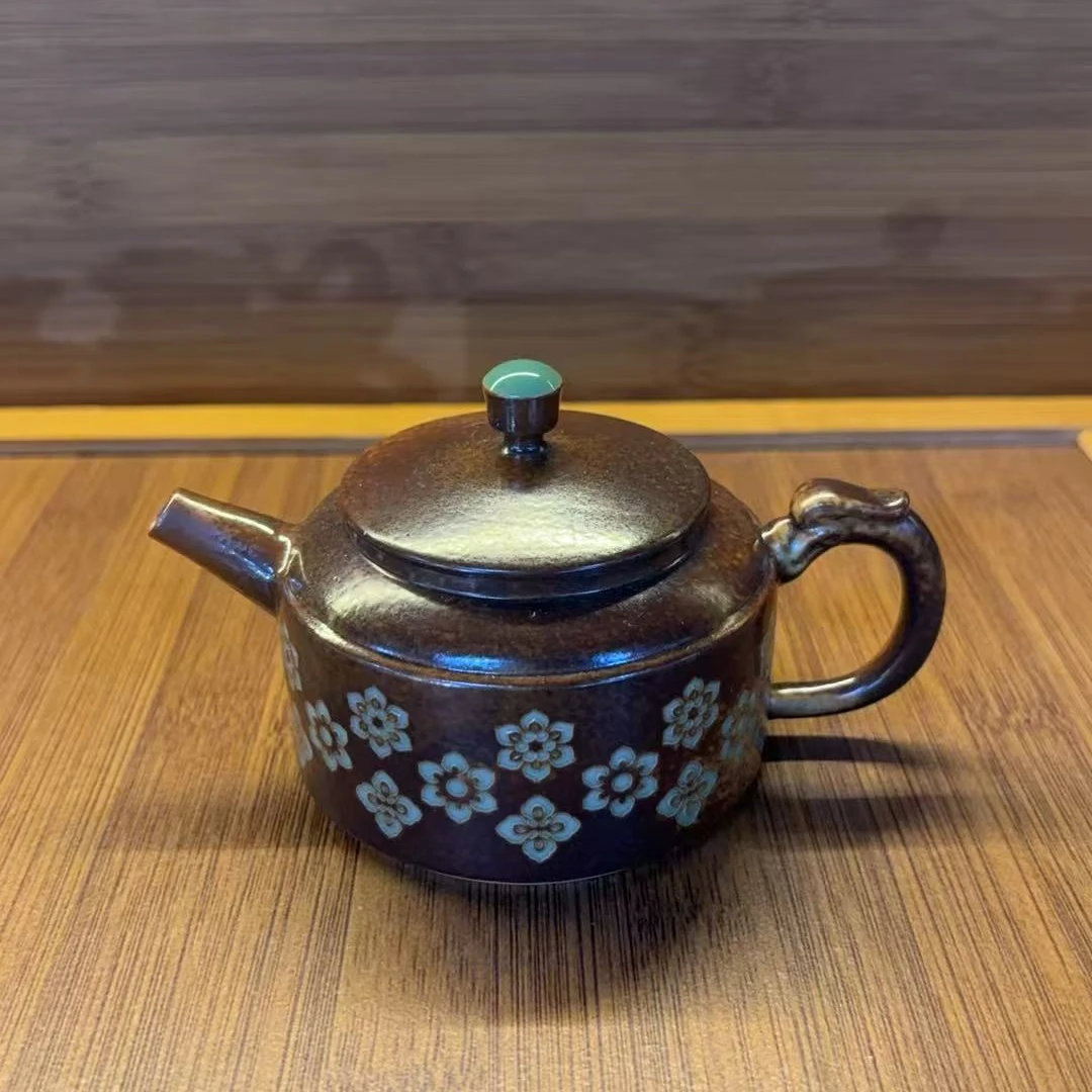 青瓷宝相花矮款茶壶