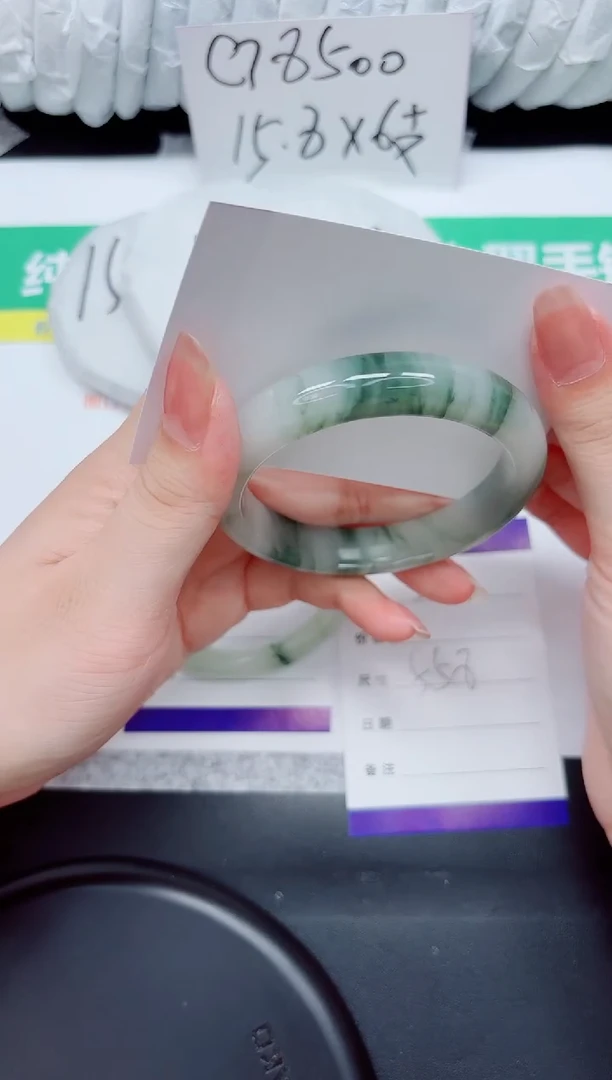 石英质玉手镯未镶嵌56-55.8