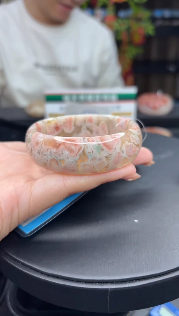 【闪购商品】石英质玉手镯未镶嵌774（57圈）