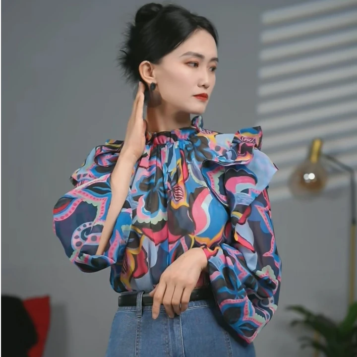 森系薄款常规款灯笼袖适中衬衫复古碎花气质小衫雪纺衫时尚上衣