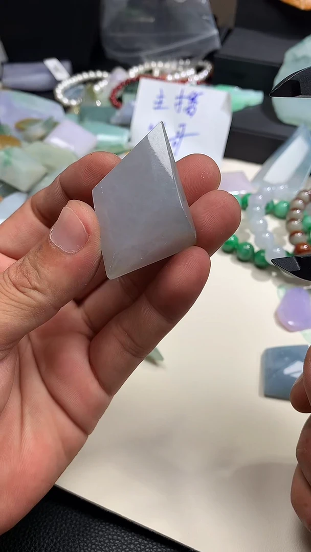 翡翠挂件未镶嵌27