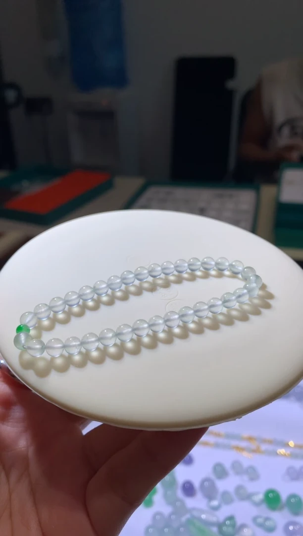 定制翡翠未镶嵌5*手串