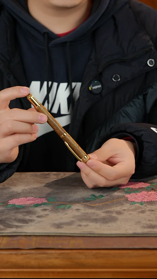 阴沉木金丝楠拆房老料签字笔