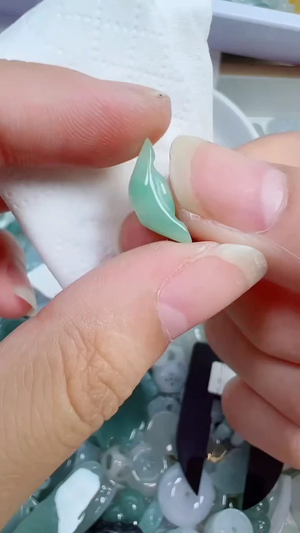 散珠翡翠100号链接，A货翡翠