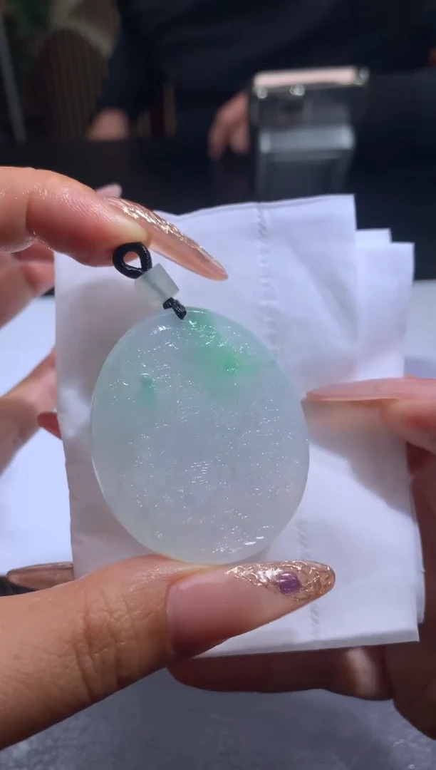 未镶嵌定制翡翠大*?翡翠