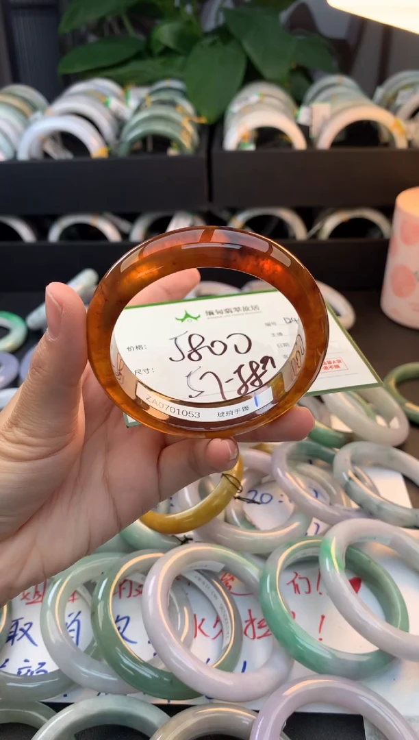 未镶嵌琥珀手镯琥珀+多样性拍1发1