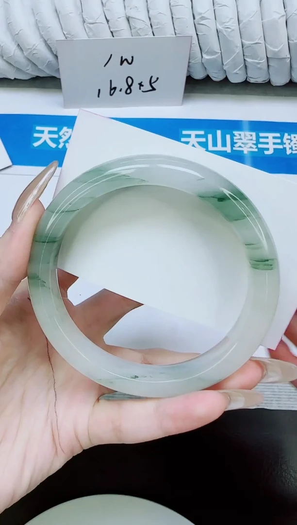 未镶嵌手镯石英质玉36/64