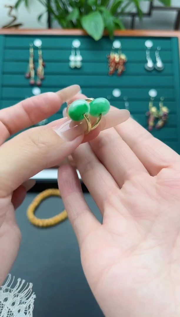 【闪购商品】翡翠耳饰银S925镀金镶嵌8858翡翠耳扣