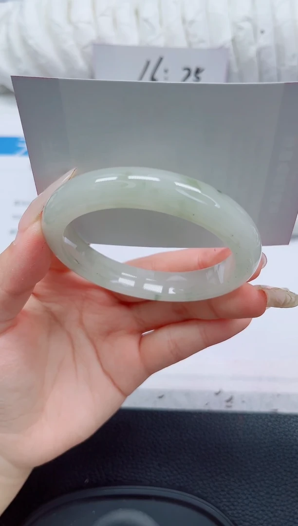 未镶嵌手镯石英质玉184-56/57