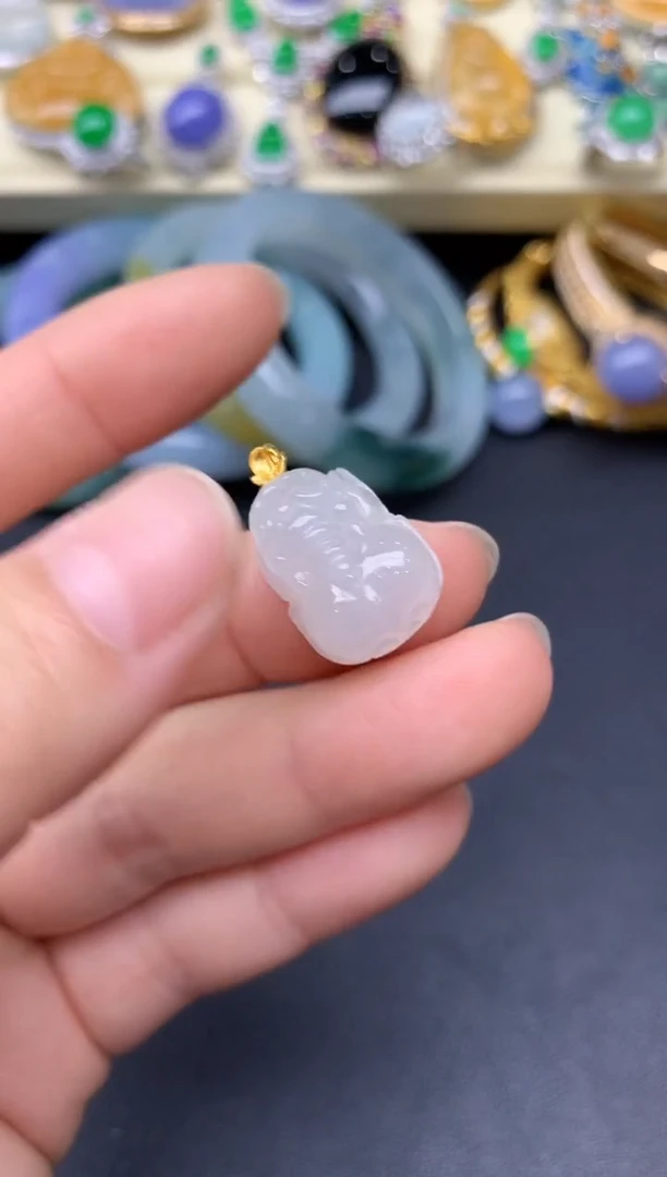 颈饰18K金镶嵌翡翠12-雪姐翡翠天天见