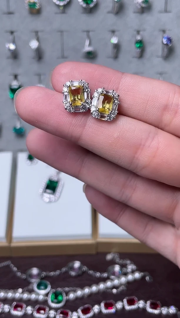 合金合成钻石耳饰黄宝耳钉