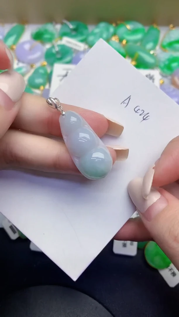 颈饰未镶嵌翡翠缅甸天然翡翠A货