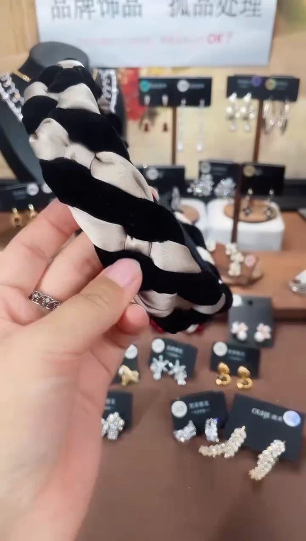 合金925银锆石8134