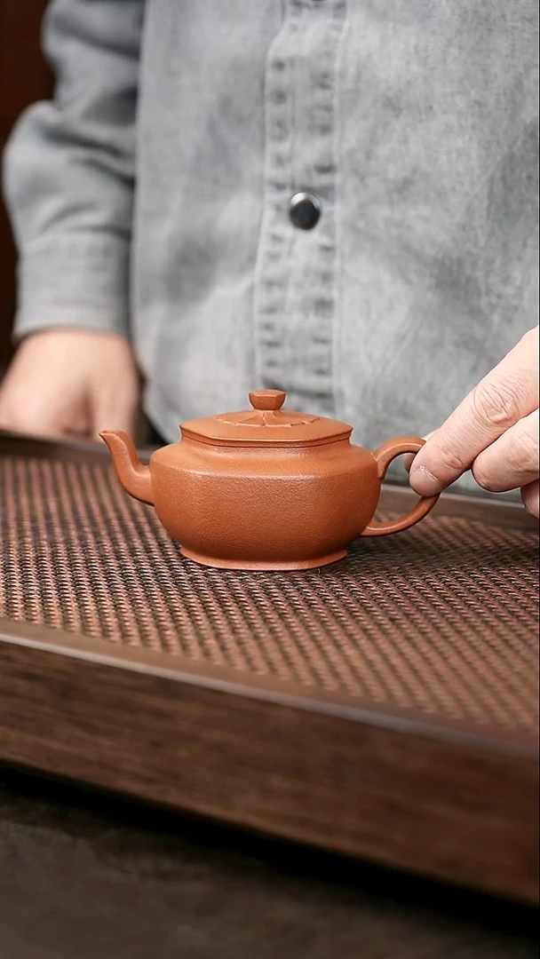 茶壶紫砂飞红降坡六方莲普