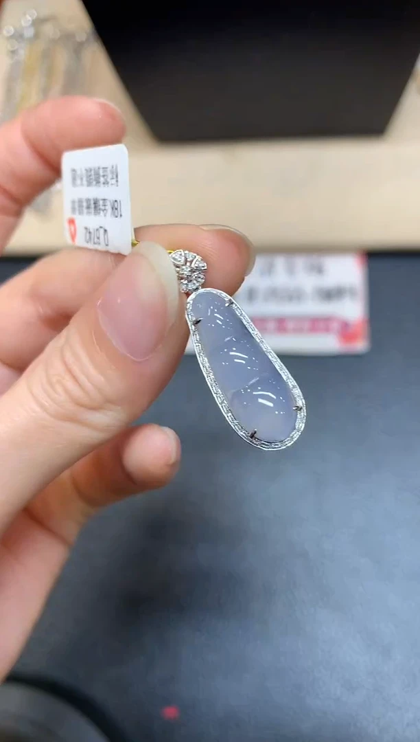 【闪购商品】翡翠颈饰18K金镶嵌【无鉴赏期多样性发其一