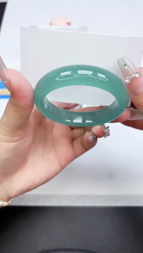 石英质玉手镯未镶嵌219-54.7