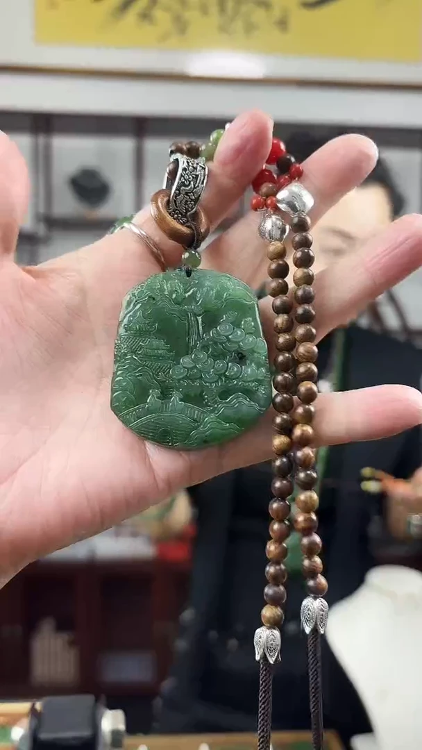 颈饰未镶嵌和田玉山水