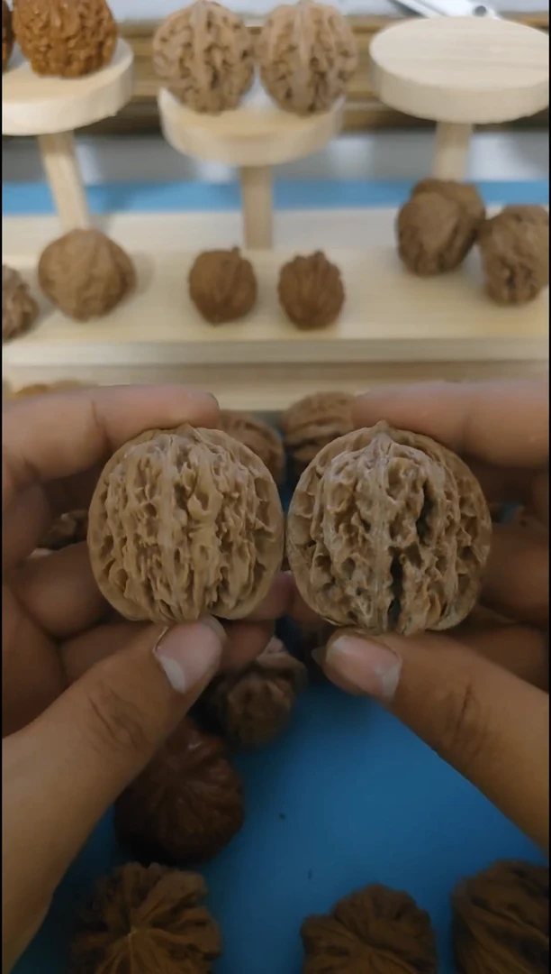 把件文玩核桃龙**龘A130四座楼