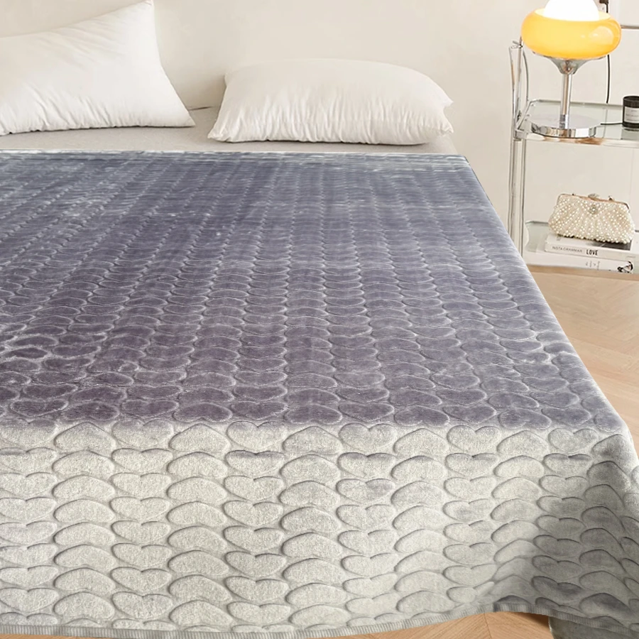 【加厚爱心压花拉舍尔毛毯】床毯沙发毯被毯保暖舒适亲肤加厚绒毛毯