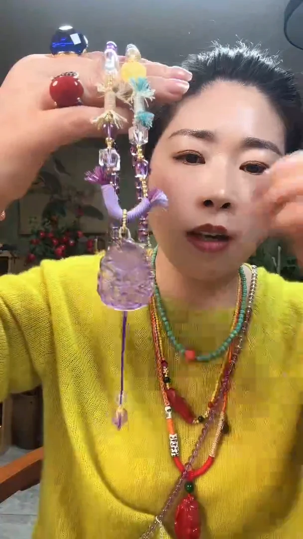 【闪购商品】树脂制品0000000T770