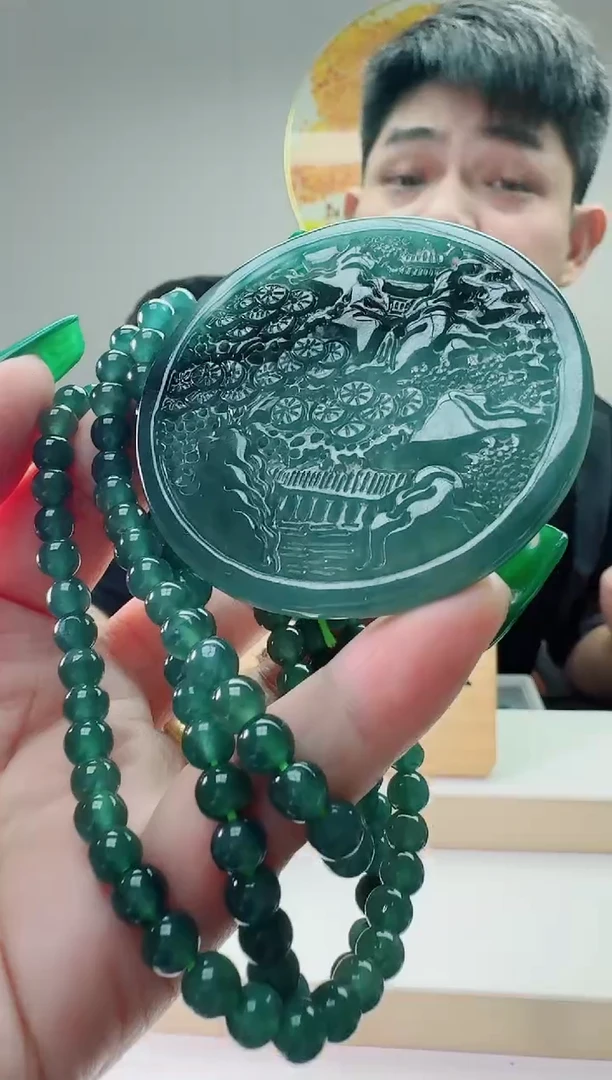 翡翠未镶嵌颈饰多样性随机发其一
