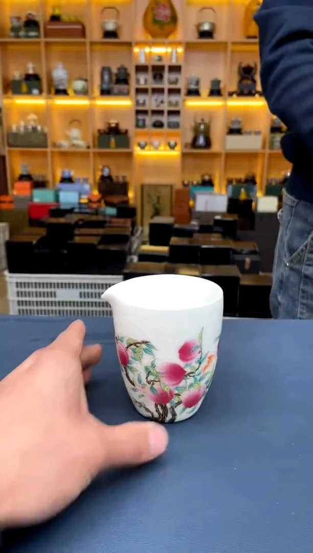 【闪购商品】撤柜高货，价格随便开@@E561