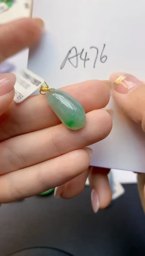 颈饰18K金镶嵌翡翠天然A货缅甸翡翠百元以上9元证书费自理