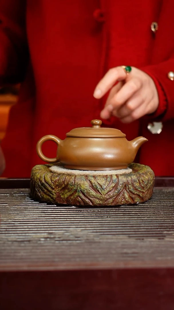 宜兴原矿紫砂壶茶壶宜兴原矿紫砂壶茶壶160C