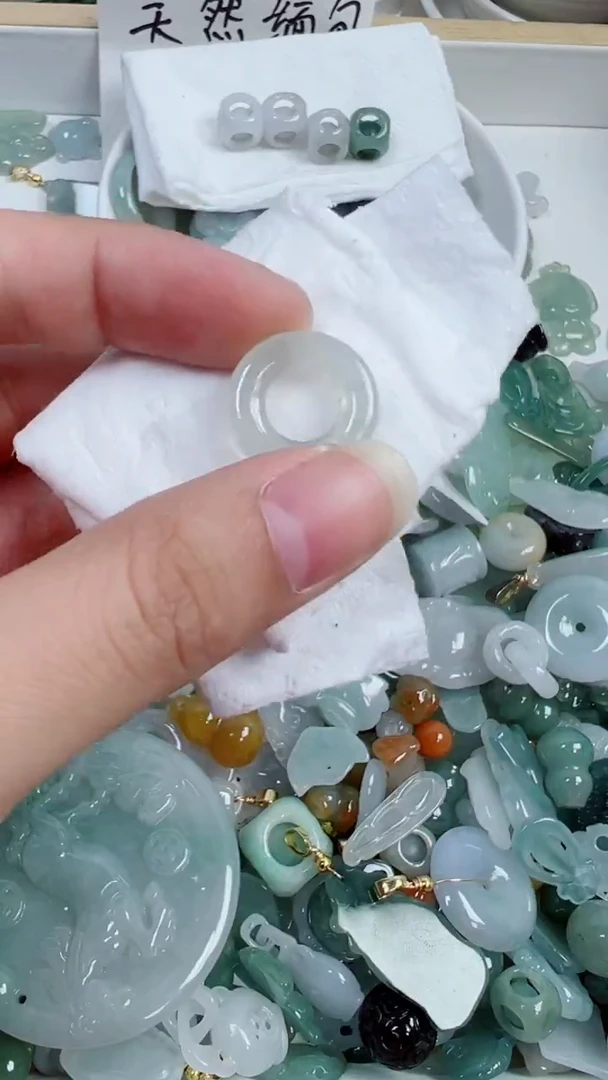 散珠翡翠217号链接，A货翡翠
