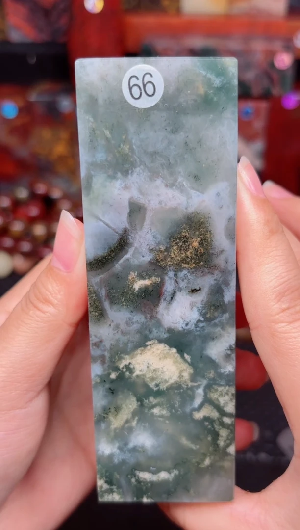 玉桂林鸡血玉印章摆件66