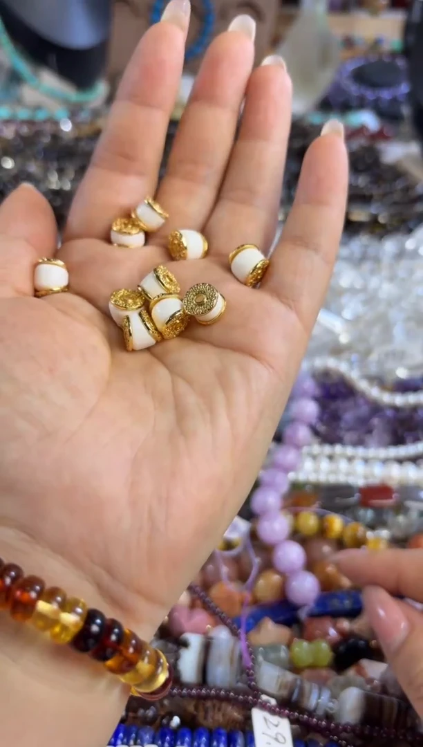 未镶嵌玛瑙/玉髓珠宝半成品牛骨隔片卡10 一颗