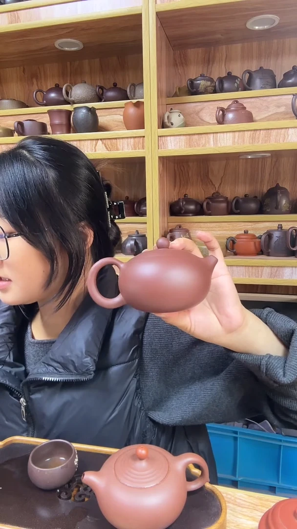 茶壶紫砂西施300cc左右紫红泥纳底