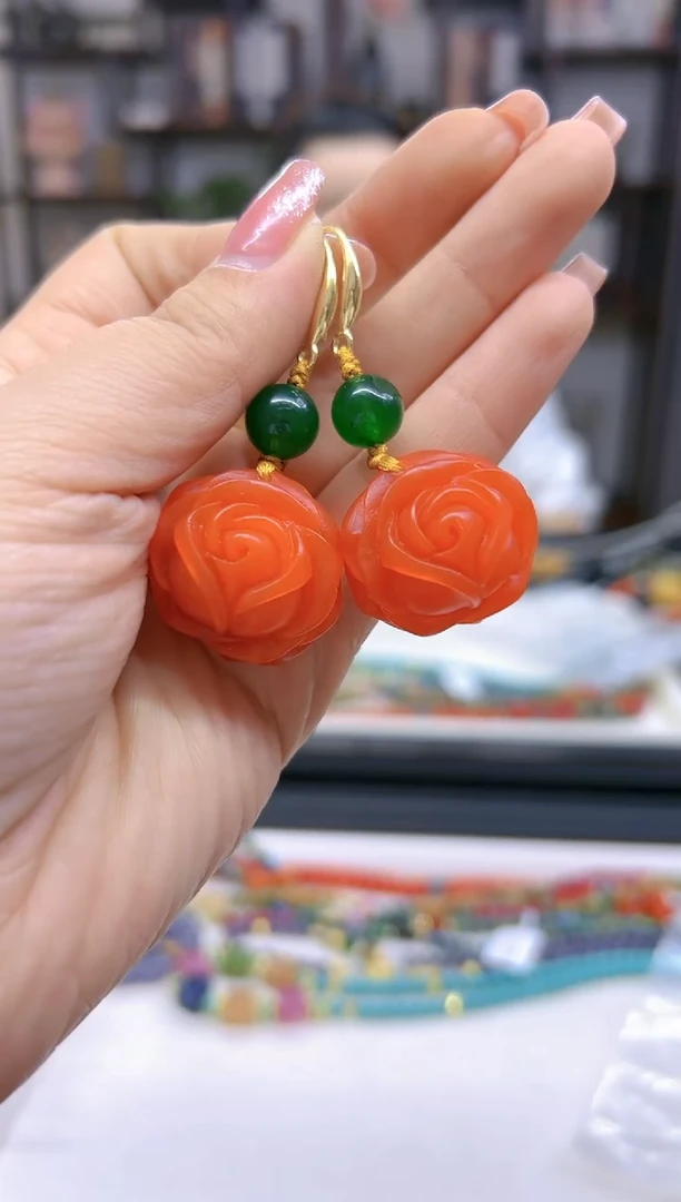 【闪购商品】蜜蜡耳饰14K金镶嵌耳勾E602