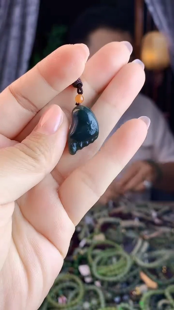 和田玉未镶嵌挂件多样性发货拍一发一