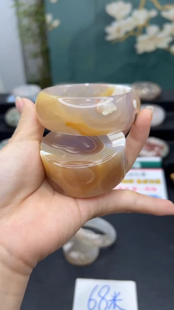 【闪购商品】石英质玉手镯未镶嵌A464(58圈赠送镯心)