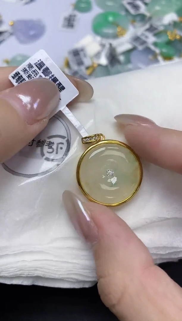 颈饰未镶嵌翡翠天然缅甸翡翠A货百元以上9元证书费自理