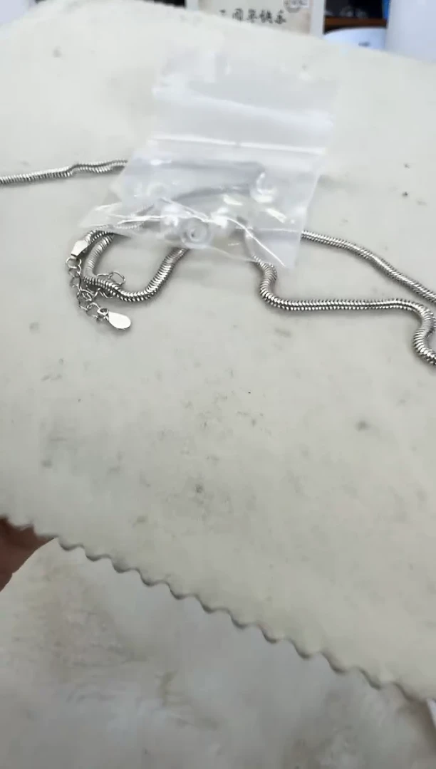 银S925镶嵌淡水珍珠耳饰耳钉